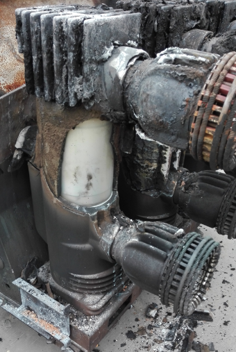 Consequences of Vacuum Loss in Vacuum Interrupters: Operating Conditions and Impacts插图